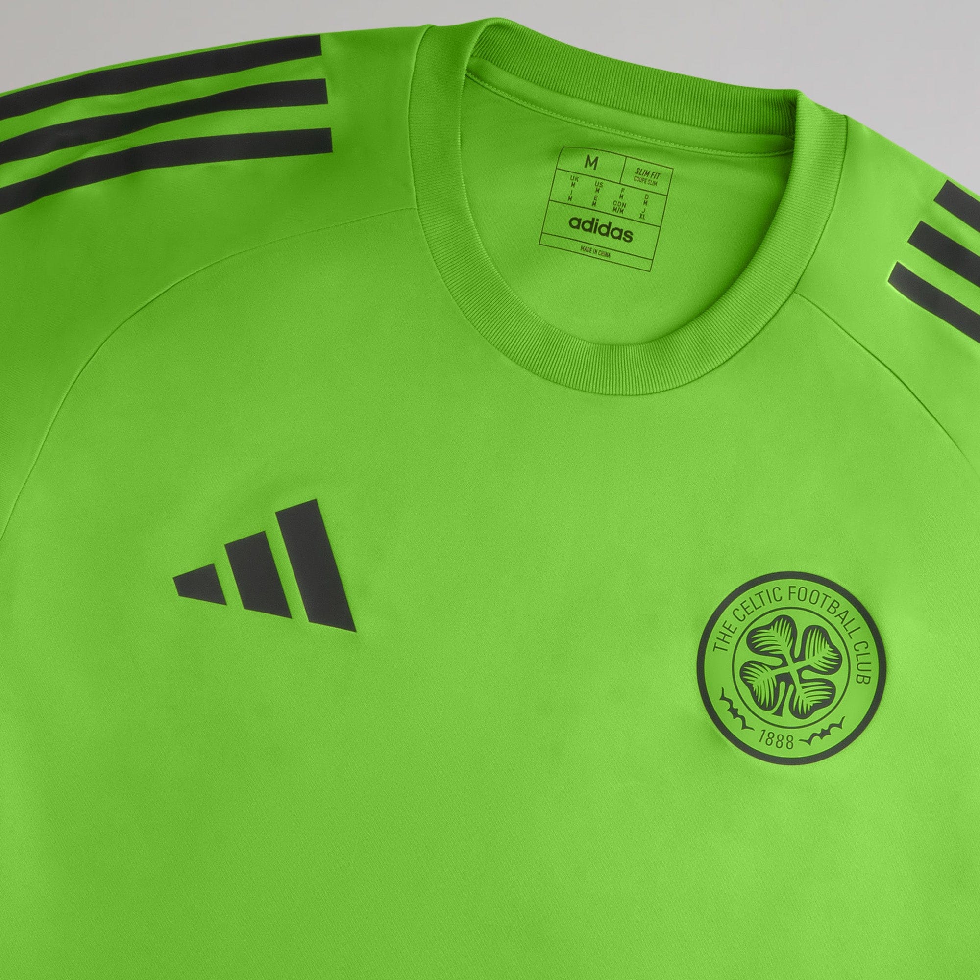 adidas Celtic 2025/26 Green and Black Training Jersey - Image 4