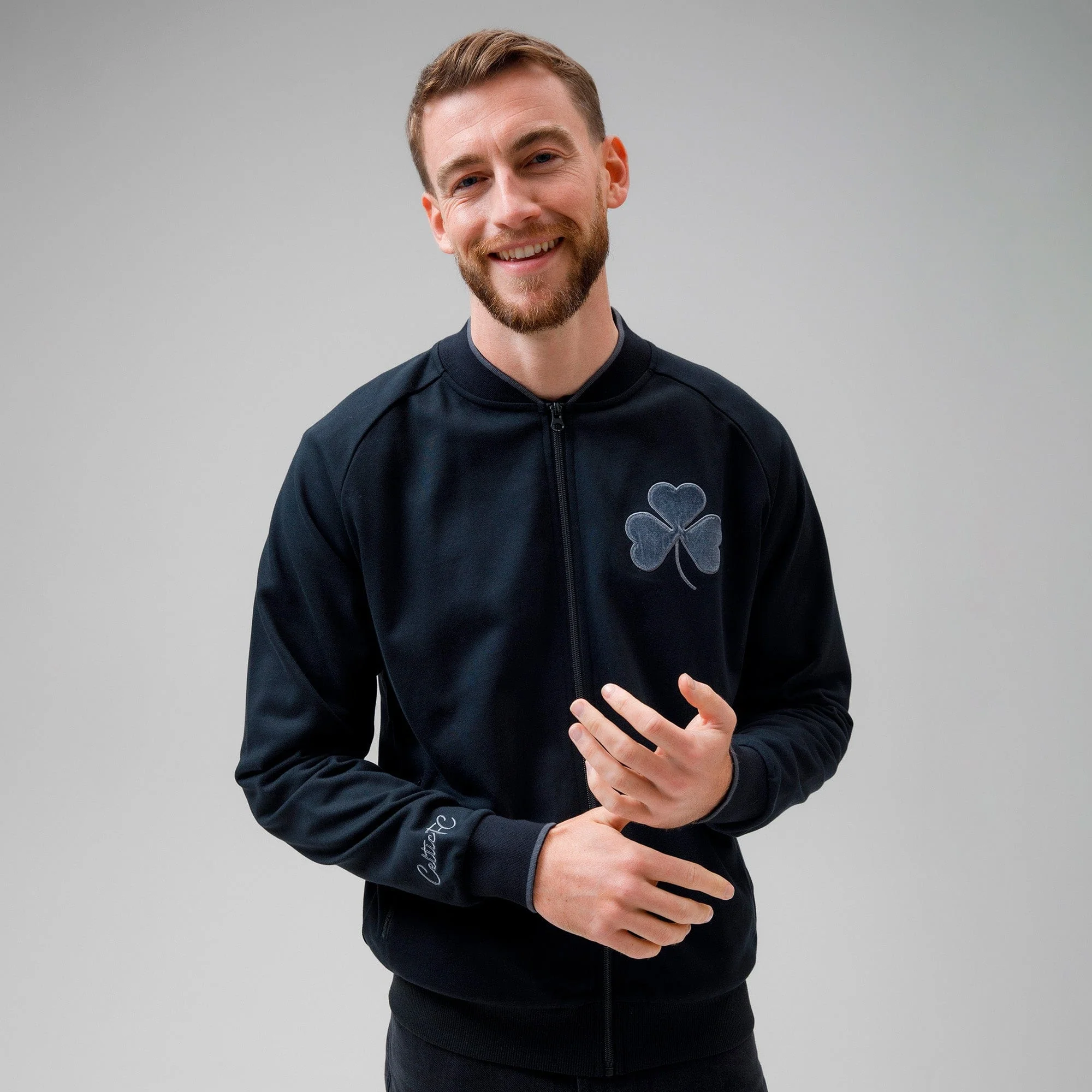 Celtic 1925 Retro Blackout Track Top - Image 6