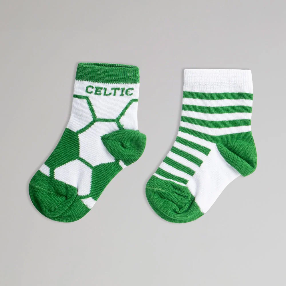 Celtic 2 Pack Green and White Baby Socks - Image 4