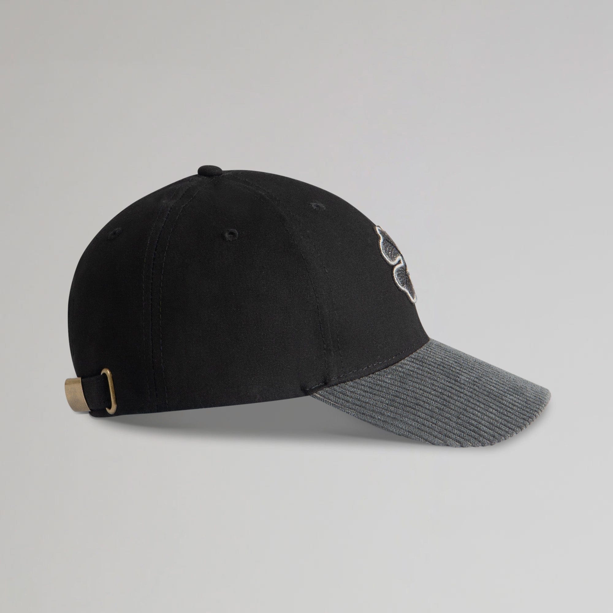 Celtic Adult Clover Cord Black and Grey Cap - Image 3