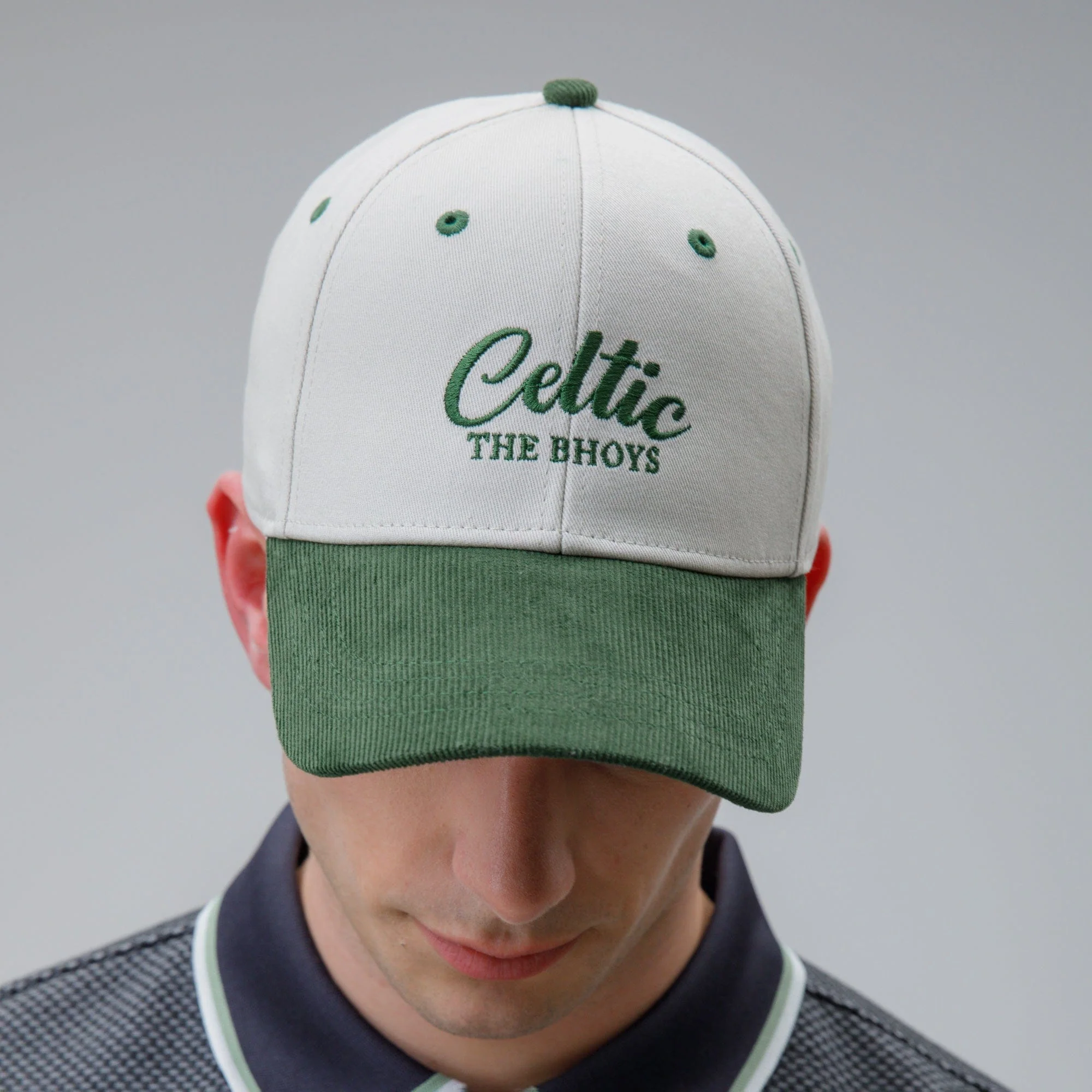 Celtic Adult Contrast Green and White Cord Cap - Image 4