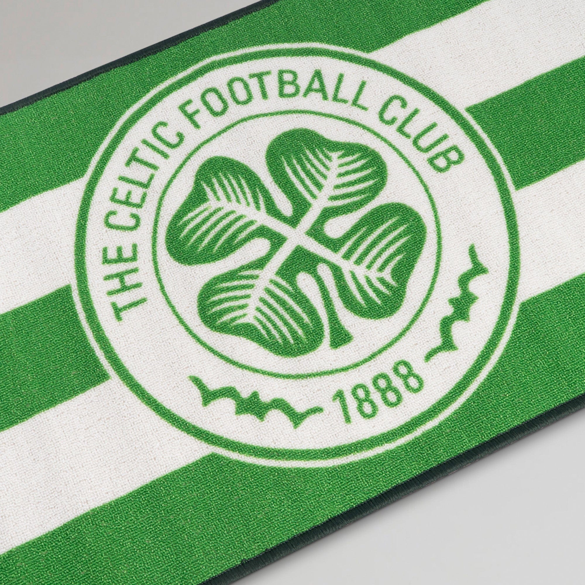 Celtic Crest Hooped Rug - Image 3
