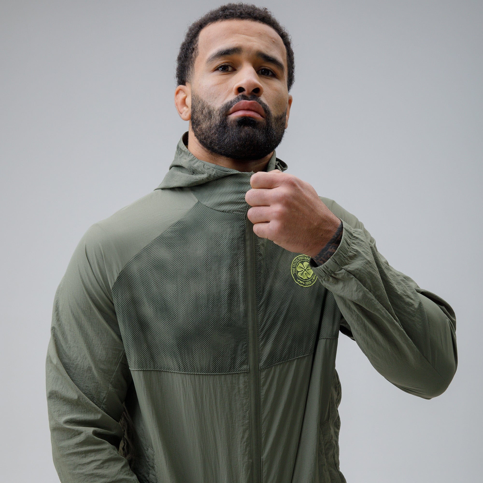 Celtic Crest Men's Cut & Sew Woven Khaki Jacket - Image 6