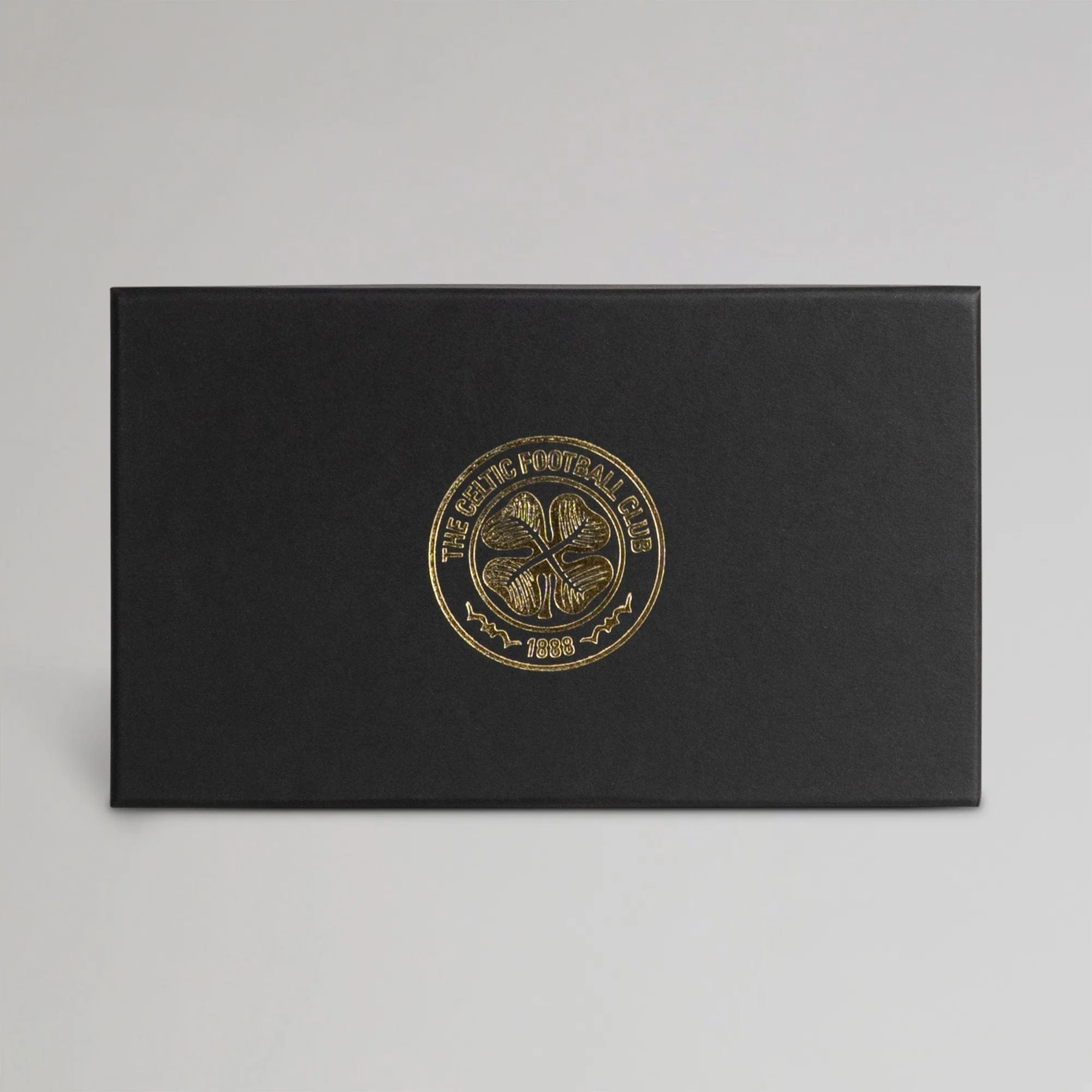 Celtic Gold Crest Whisky Glass Set - Image 3