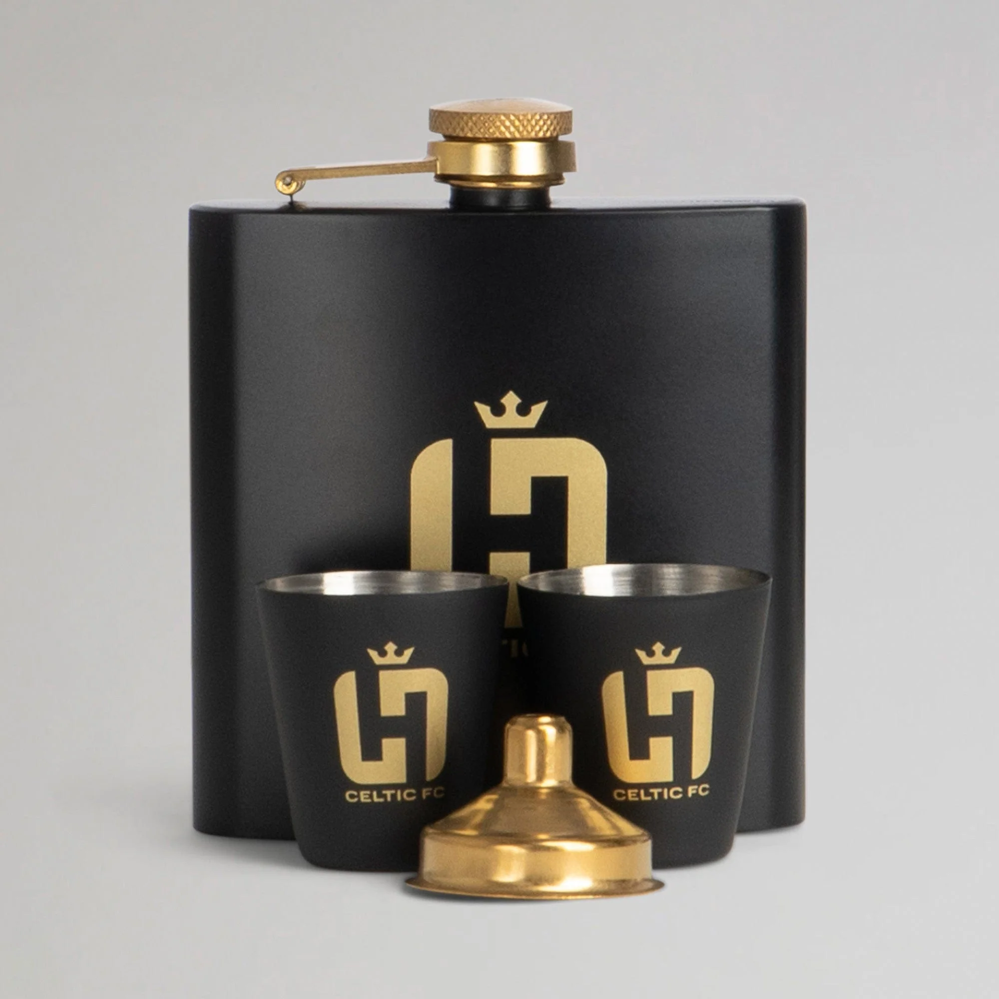 Celtic Henrik Larsson Black Hipflask Set - Image 7