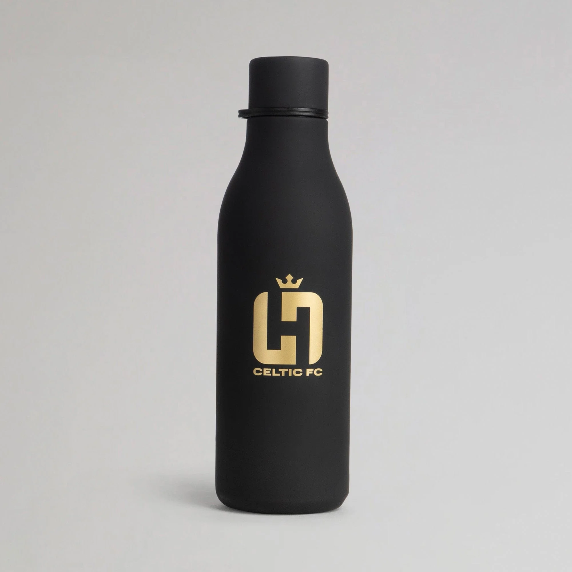 Celtic Henrik Larsson Black Soft Touch Bottle - Image 3