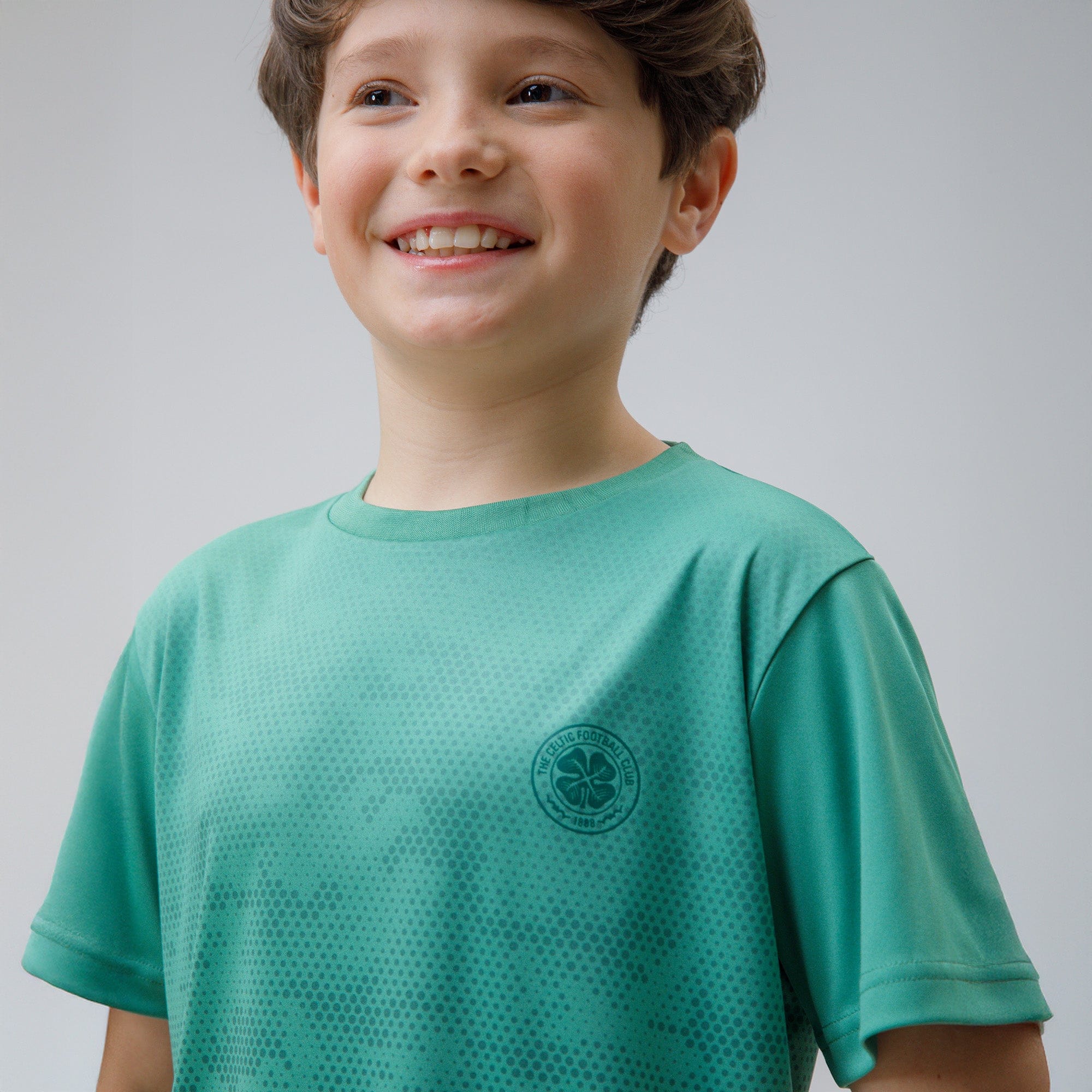Celtic Junior Camo Dot Print Green T-Shirt - Image 4