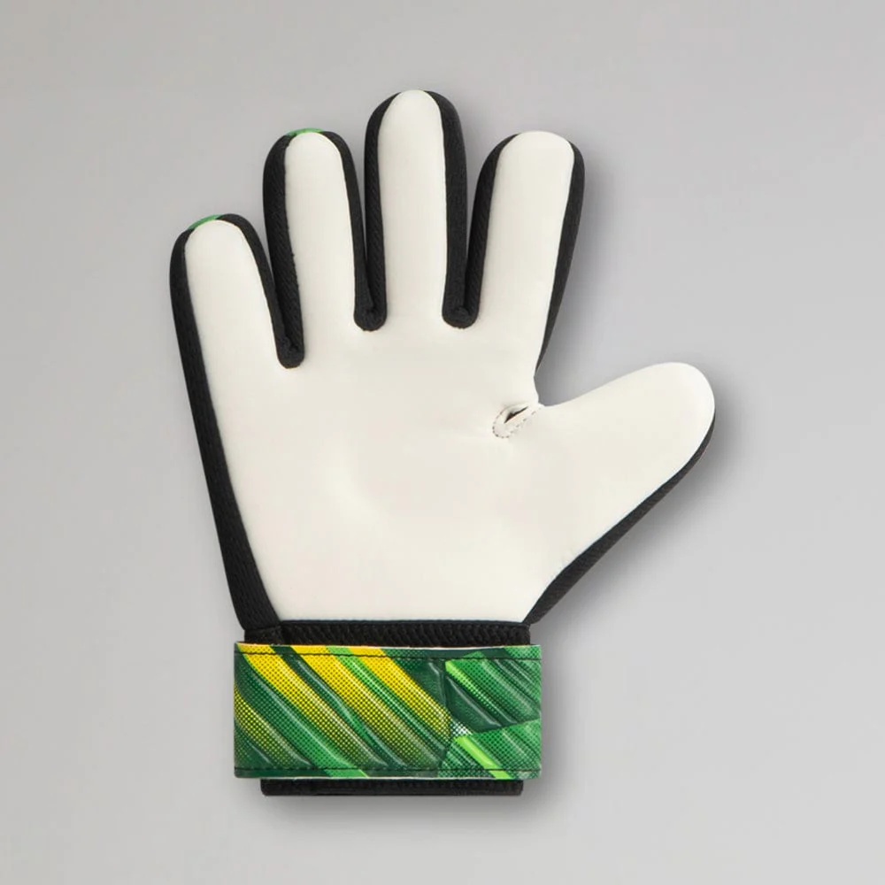 Celtic Junior Goalkeeper Gloves - Image 6
