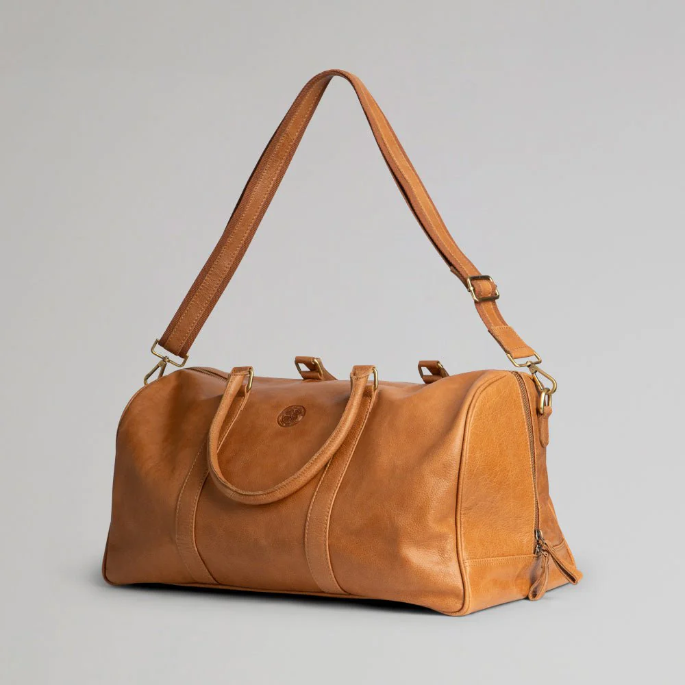 Celtic Premium Brown Leather Holdall - Image 2