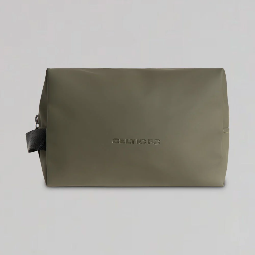 Celtic Waterproof Washbag - Image 5